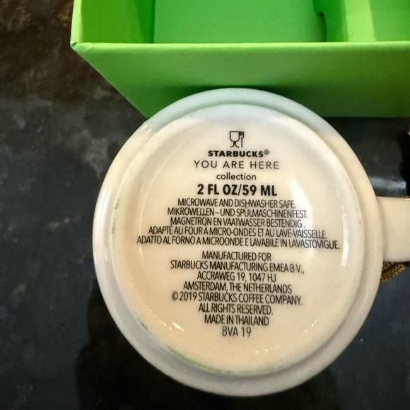 Starbucks You Are Here Collection „Germany“ Mug Ornaments in Original Box - Picture 4 of 5